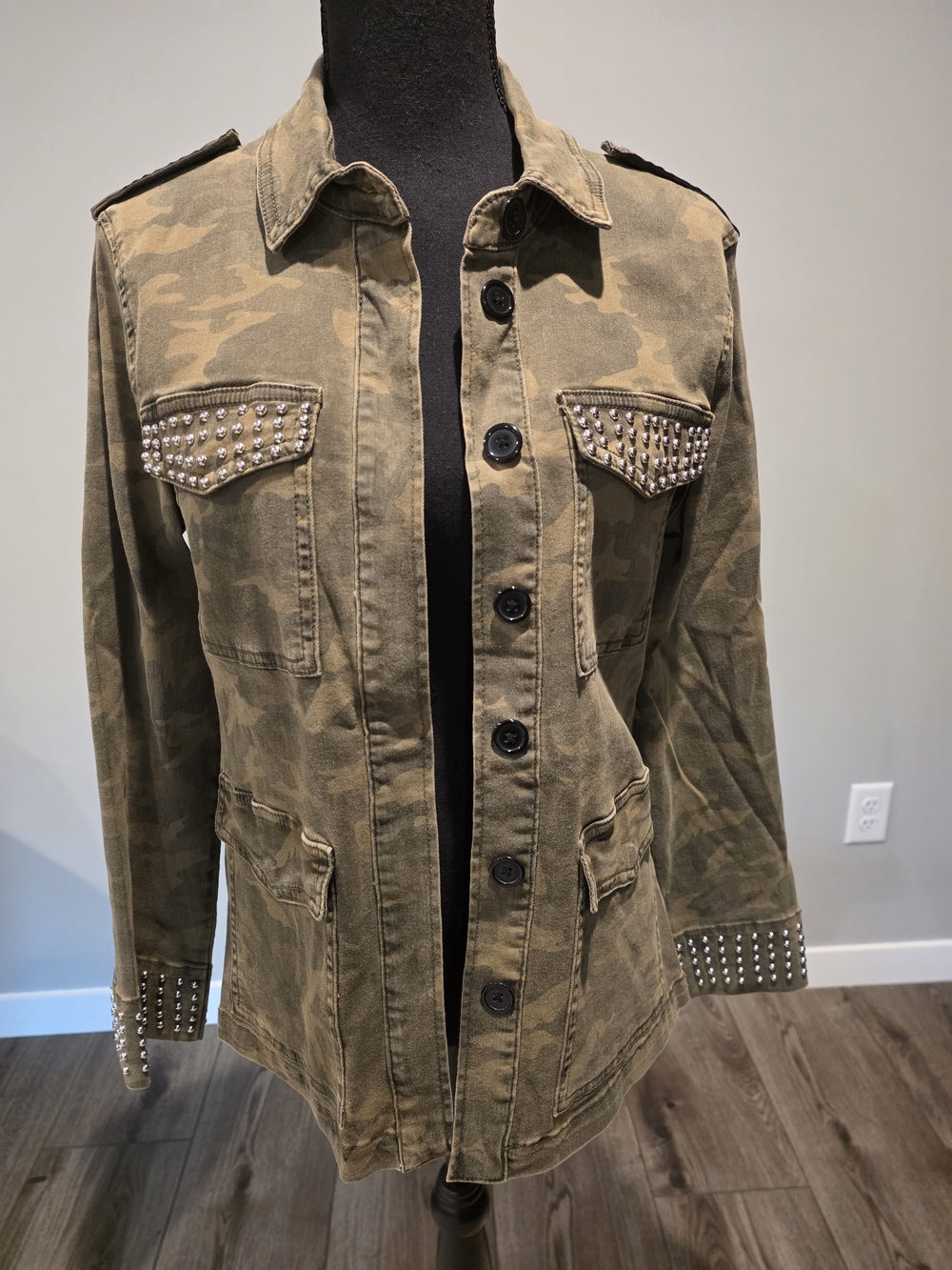 ESQUALO Olive Camo Stud-Detail Utility Jacket